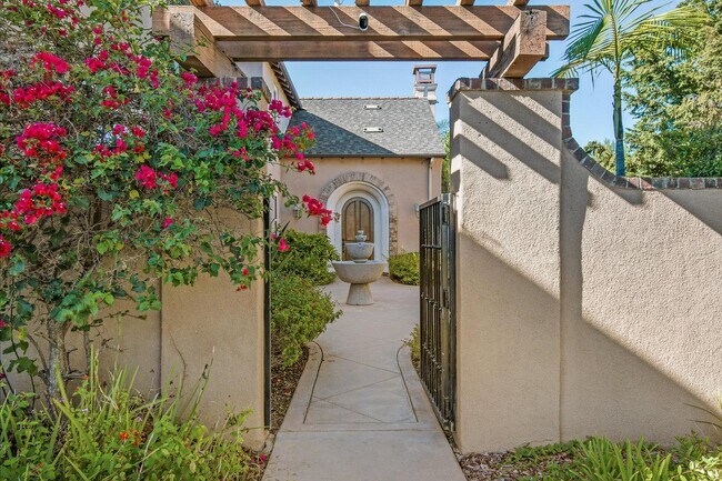 Foto del edificio - 2957 Ranch Gate Rd