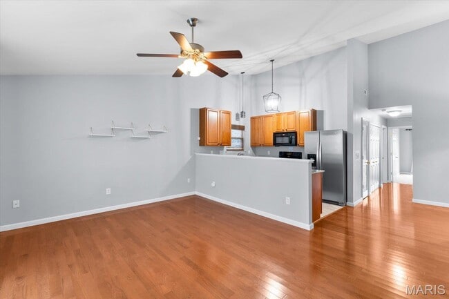 Photo - 729 Tower Grove Dr Apartment