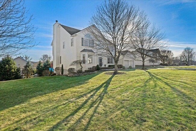 Building Photo - 1034 Rolling Ridge