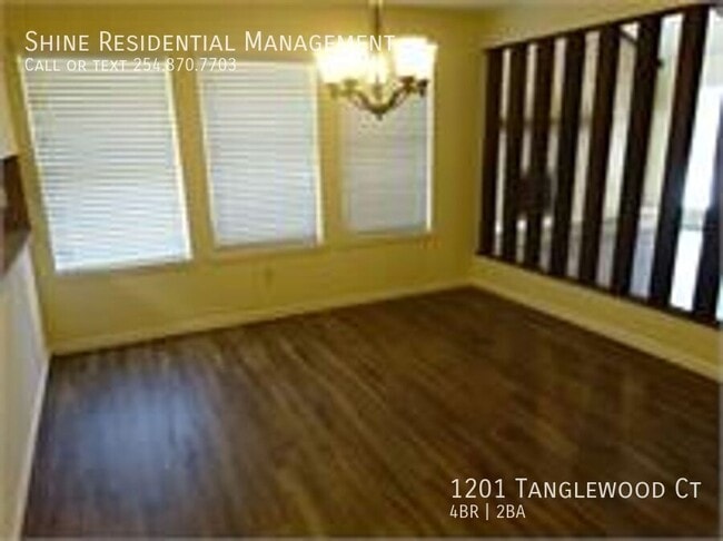 Foto del edificio - 1201 Tanglewood Ct