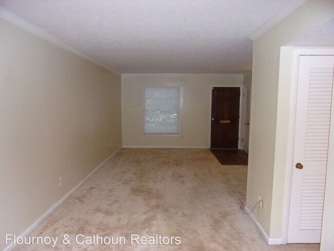 Building Photo - 931 Oakview Ave