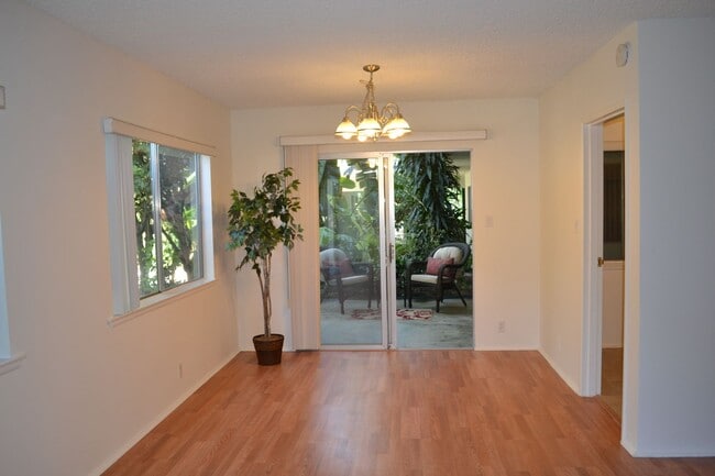 Interior Photo - Royal Gardens Arcadia