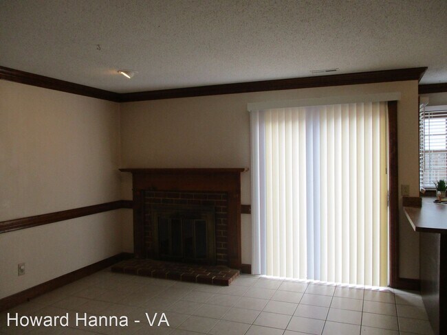 Building Photo - 3 br, 2.5 bath House - 734 Lord Dunmore Dr.