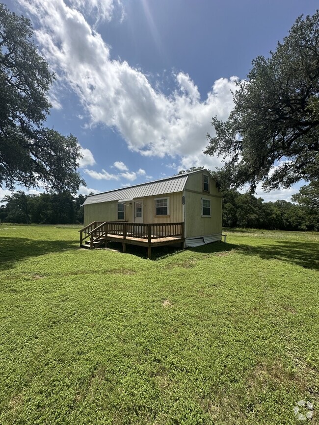 Building Photo - 9309 Hwy 290 W