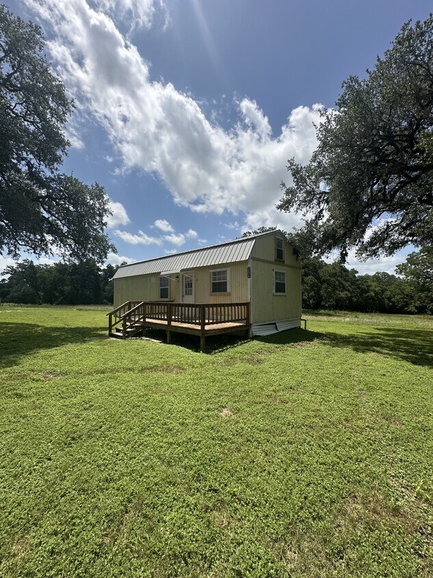 Foto principal - 9309 Hwy 290 W