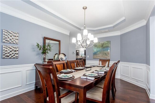 Building Photo - 4350 Golden Sparrow Way