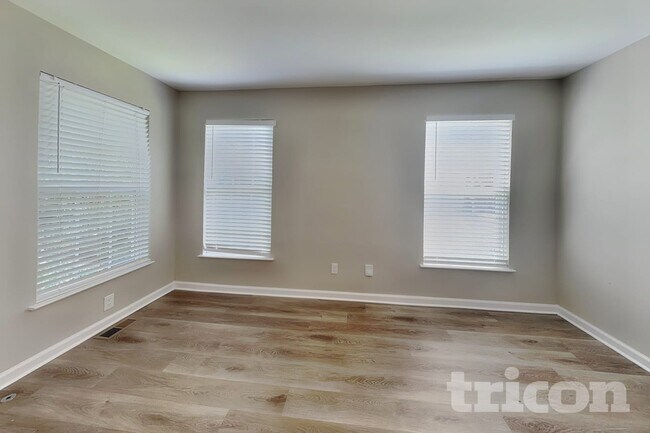 Foto del edificio - 2536 Bayview Dr