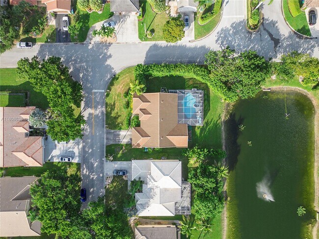 Foto del edificio - 9251 NW 42nd Ct