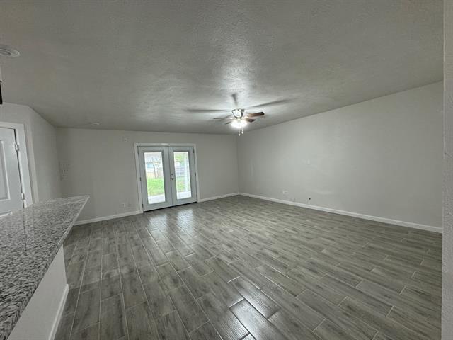 Foto del edificio - 604 S Willow St
