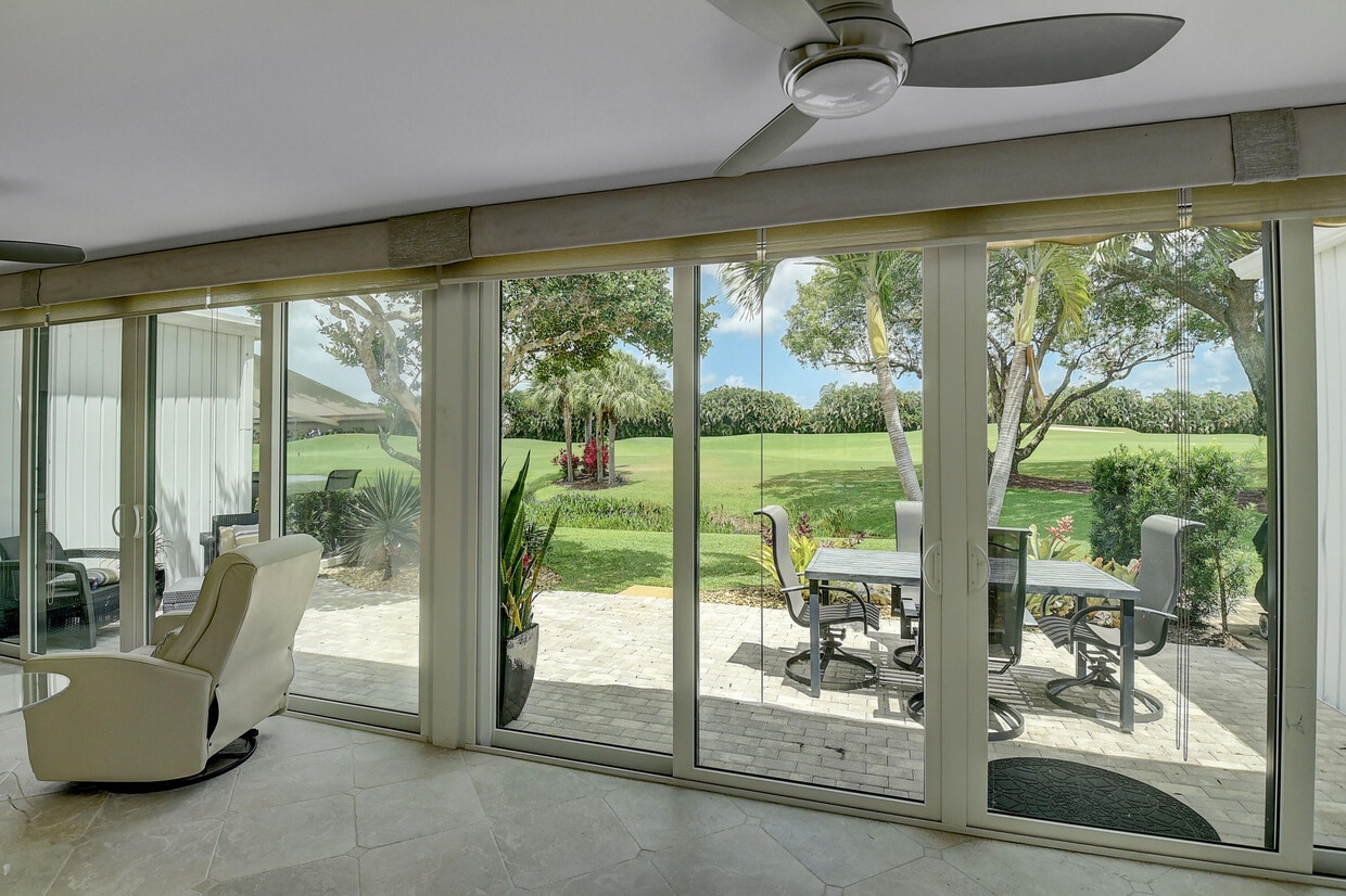 Foto principal - 20020 Sawgrass Ln