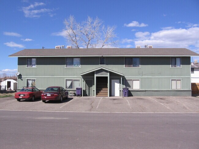 Building Photo - 3244 Main St