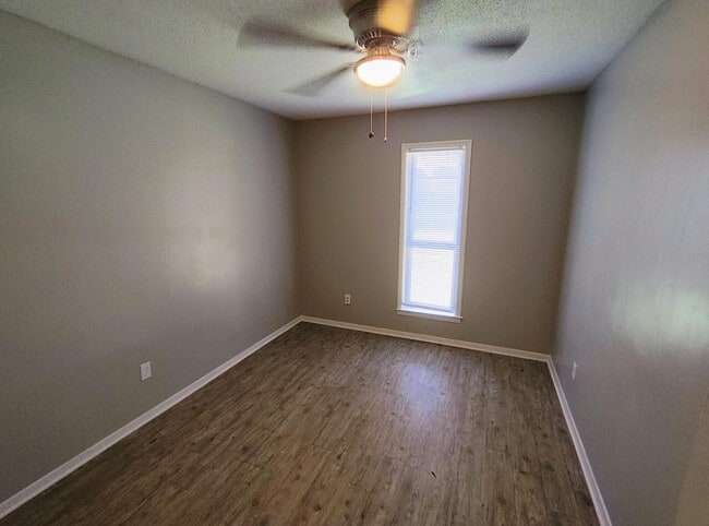 Building Photo - 6019 Whisper Valley Dr