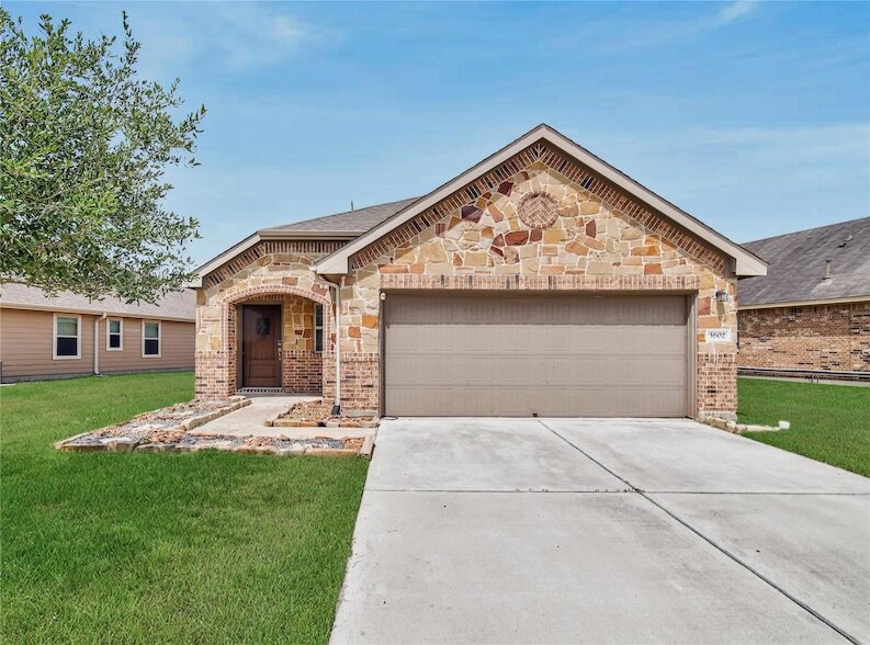 Primary Photo - 3602 Goldleaf Trail Dr