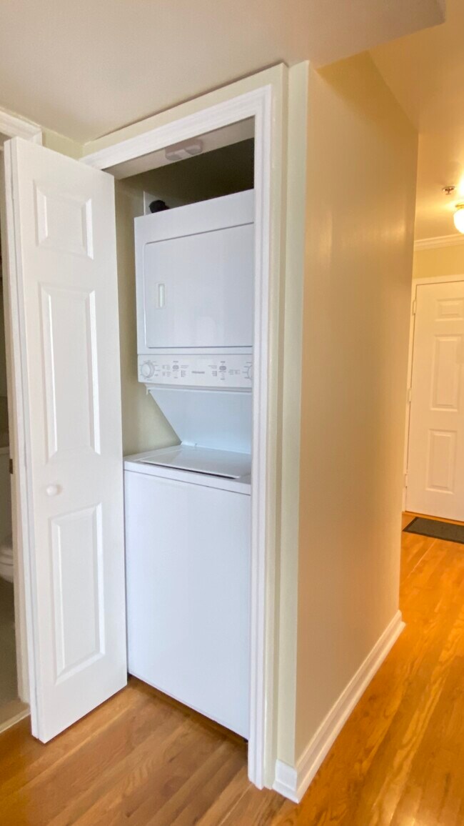 Luandry - 318 54th St