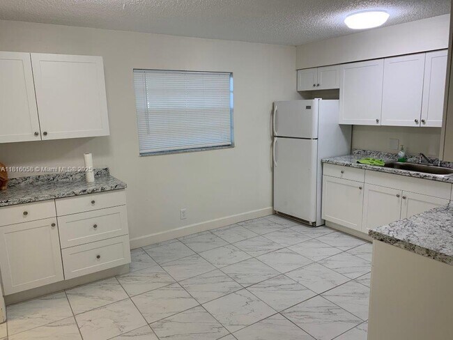 Foto del edificio - 1450 SW 2nd Ave