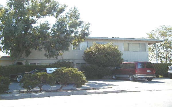Building Photo - 1348 Berry Ln