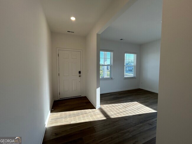 Foto del edificio - 205 Sunshine St