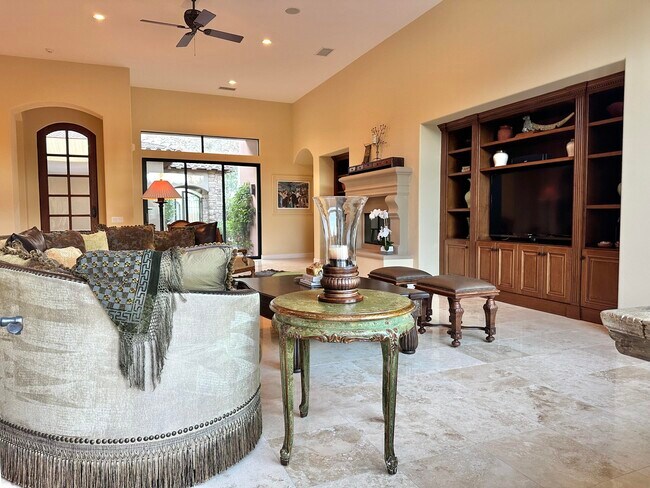 Foto del edificio - 46710 Bradshaw Trail