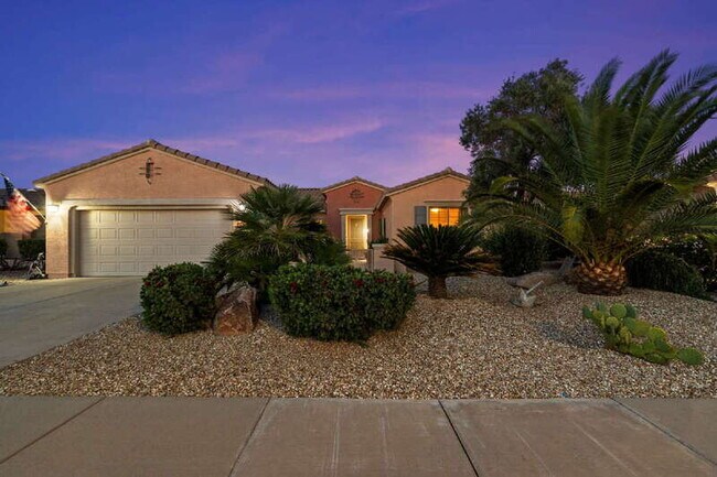 Building Photo - 16418 W Desert Lily Dr