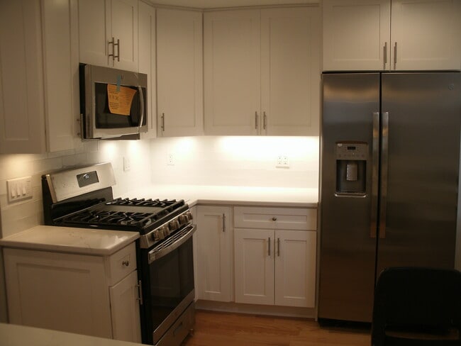 New Kitchen - 26 Pondfield Rd W