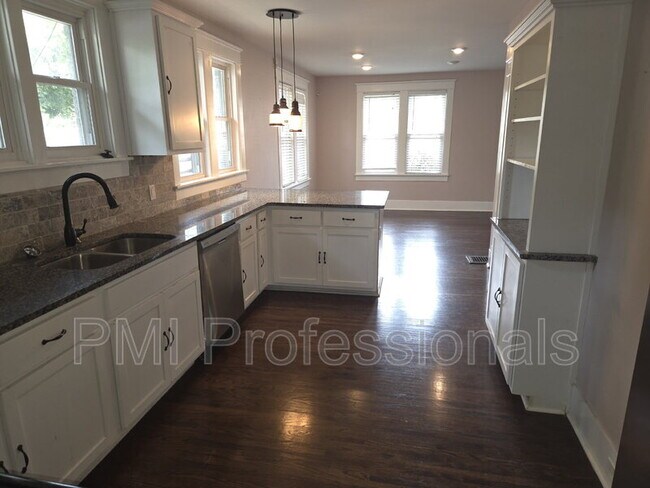 Foto del edificio - 1310 Porter Rd