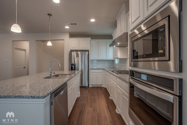 Foto del edificio - 3001 Damsel Sauvage Ln