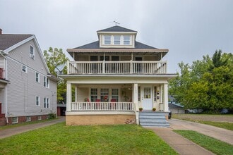 Building Photo - 3333 Desota Ave