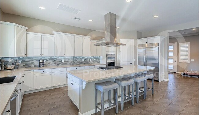 Foto del edificio - 3469 E Orleans Dr