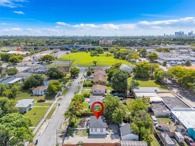 Foto del edificio - 2960 NW 63rd St