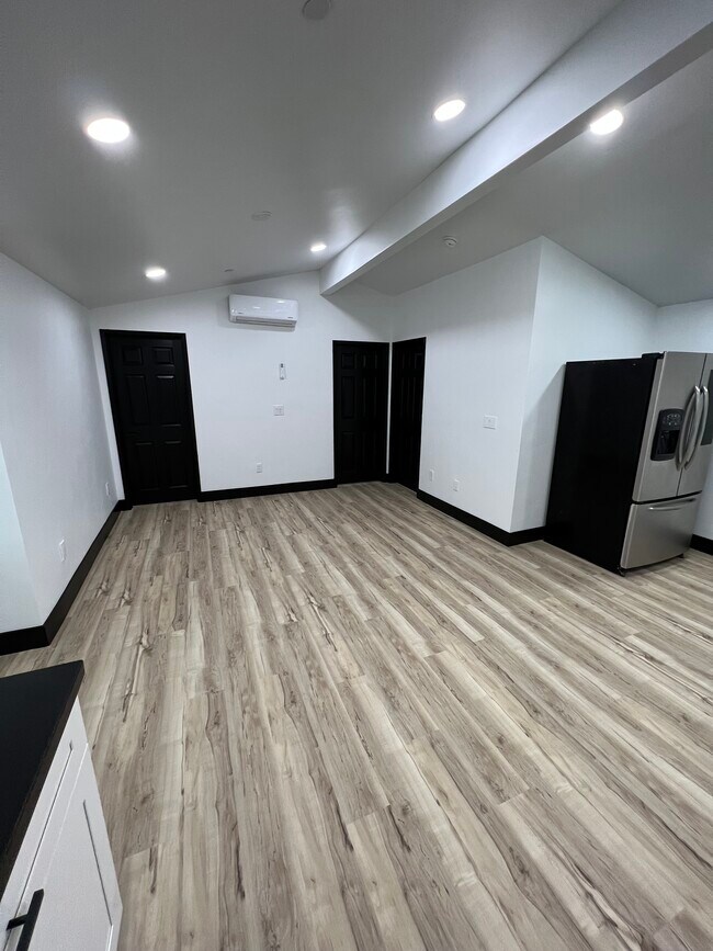 Building Photo - 13442 Calle Caballo