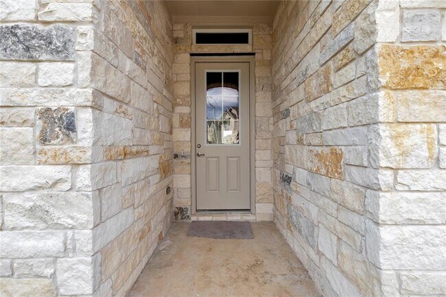 Foto del edificio - 4628 Katherine Dr