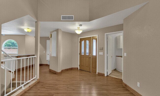 Foto del edificio - 3110 W Baylor Ln