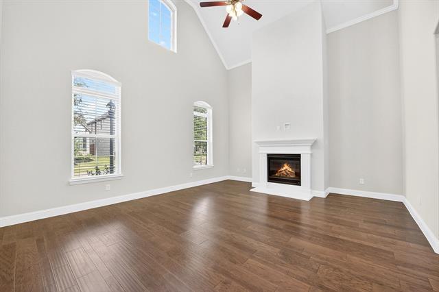 Foto del edificio - 12749 Friar St