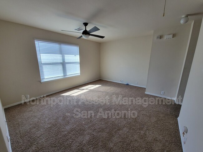 Building Photo - 3722 Cascade Cove