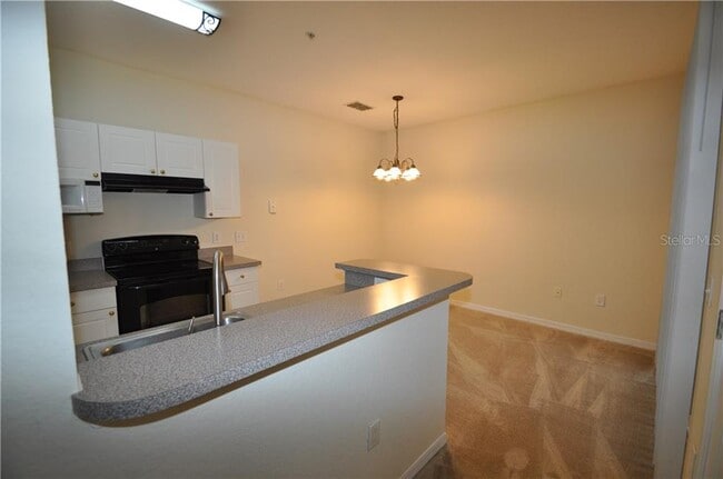 Building Photo - 844 Grand Regency Pointe