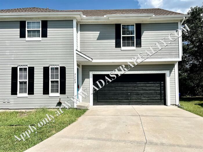 Primary Photo - Spacious Shawnee Townhome 3 Bed/3 Bath-Ava...