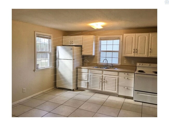 Building Photo - 4816 Tomahawk Trail