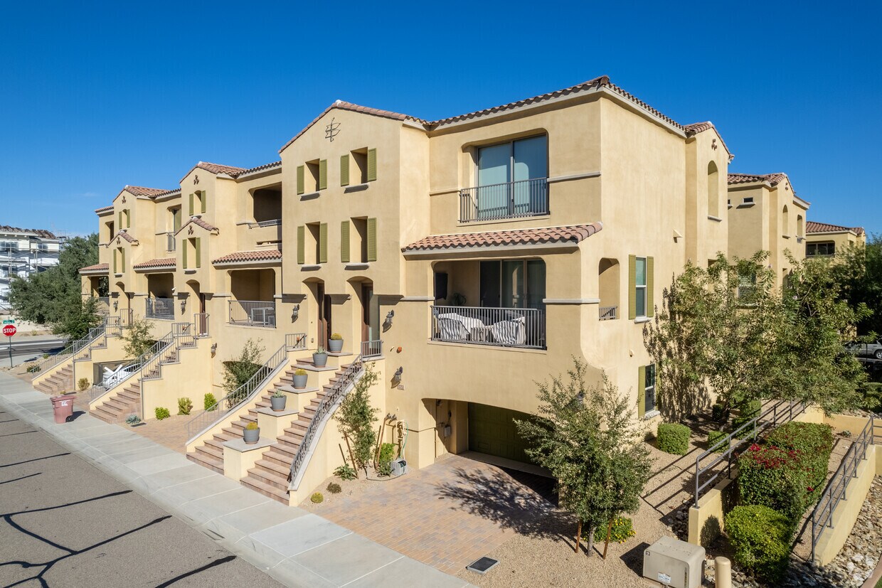 Foto principal - 7777 E Princess Dr