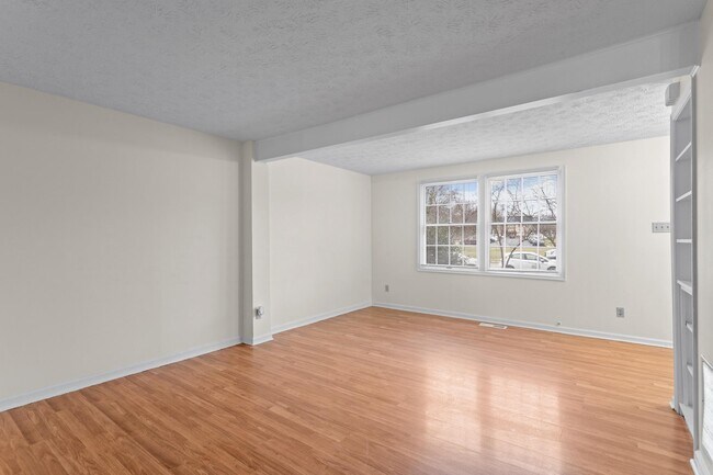 Building Photo - 6815 Ammendale Way