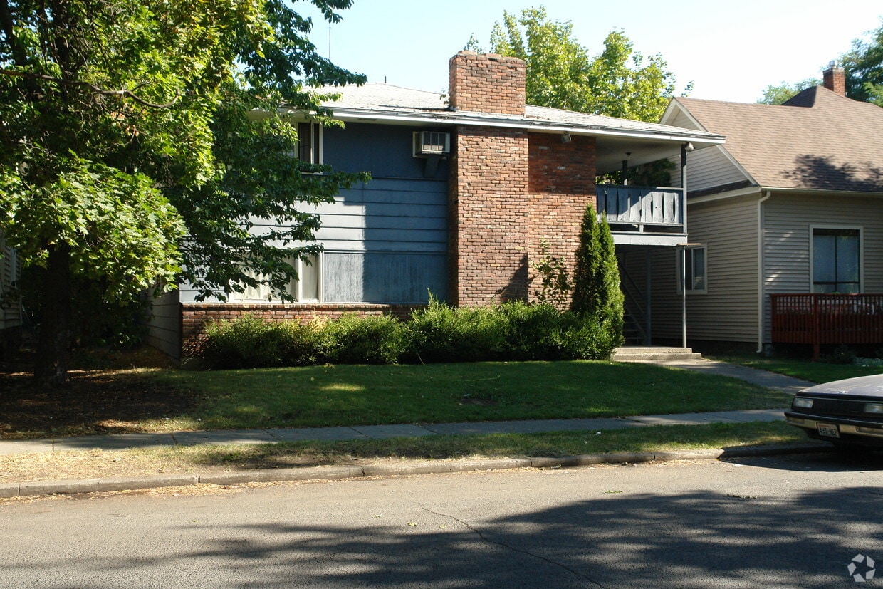 Building Photo - 943 E Augusta Ave