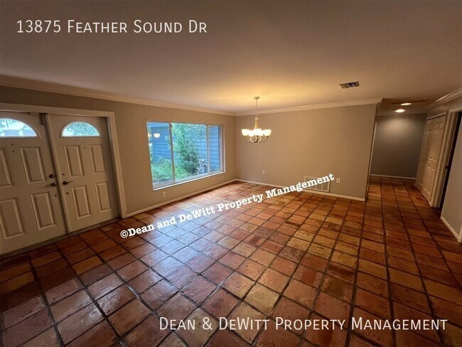 Building Photo - Beautiful 4 BR 3 Bath 2 Car Garage Home in...
