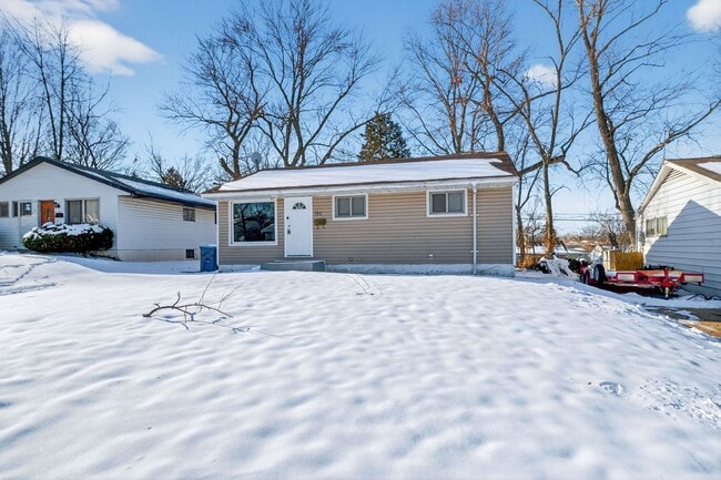 Photo - For Rent – 3 Bedroom Home | Section 8 Welcome