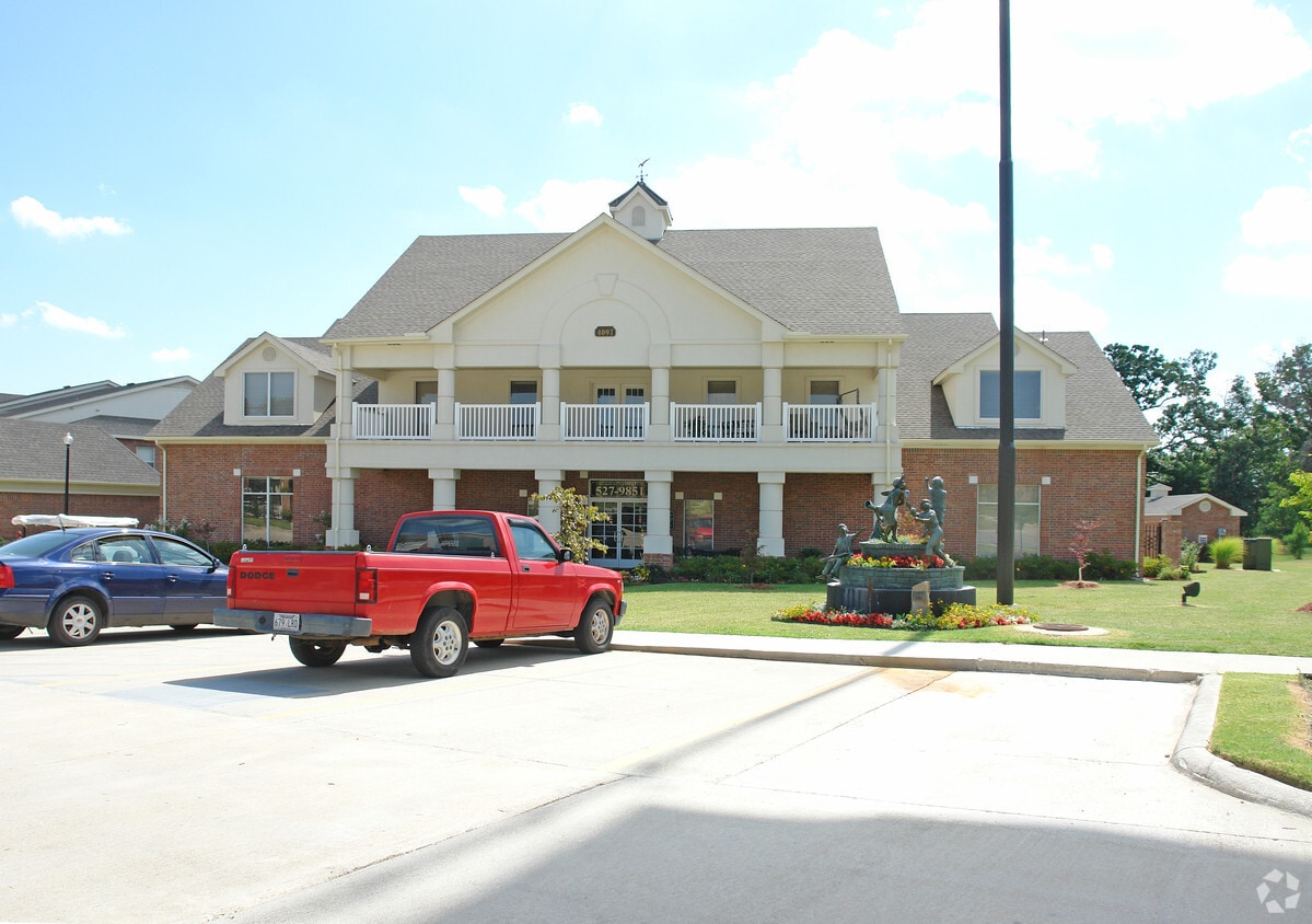 Stearns Street Apartments in Fayetteville, AR