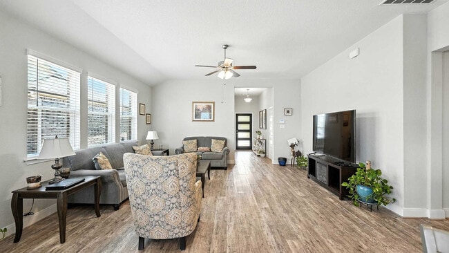 Foto del edificio - 1917 Shepherd Path