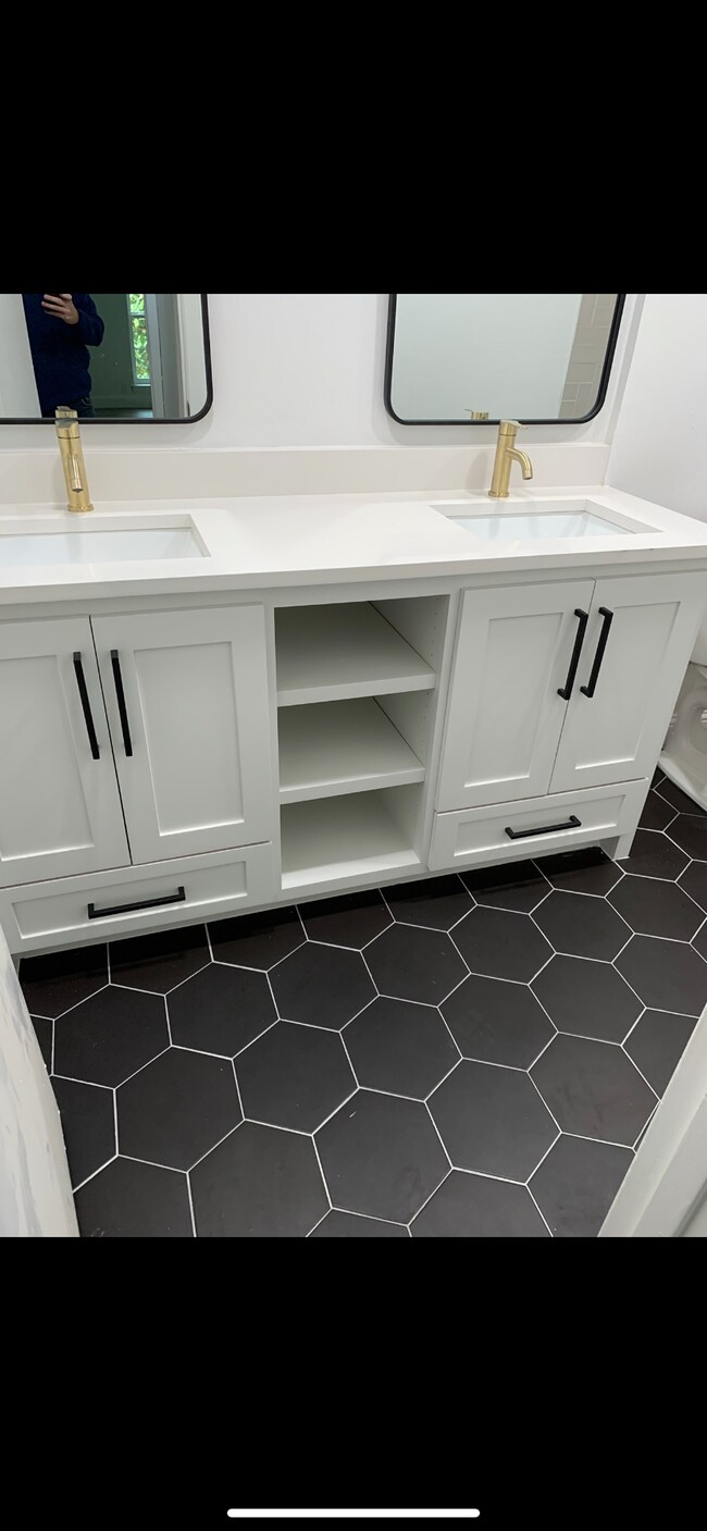 Photo - 5311 Fleetwood Oaks Ave Townhome