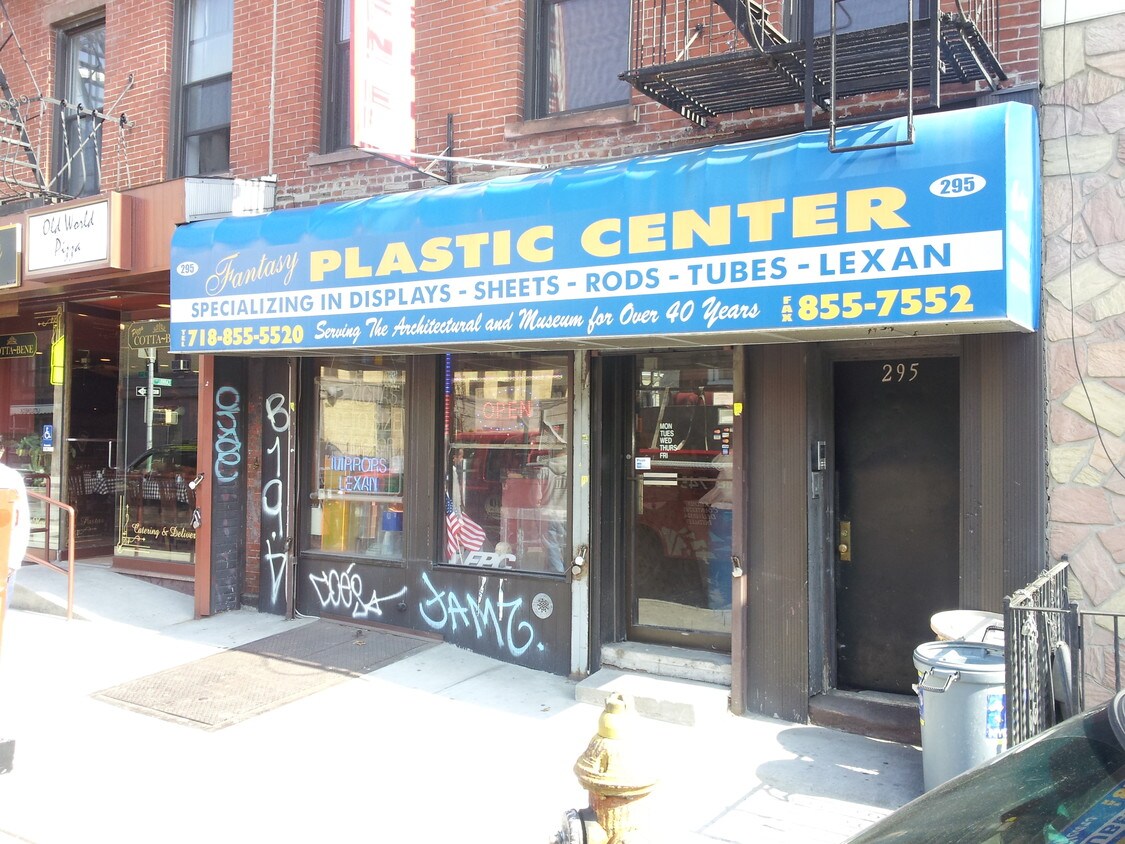 Historical Photo 3/2012 - 291 3rd Ave