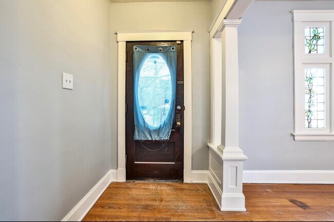 Foto del edificio - 1125 Seton Ave