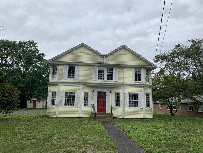 Building Photo - 61 Old Amherst Rd