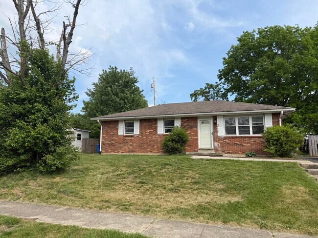Foto del edificio - 3732 Red River Dr