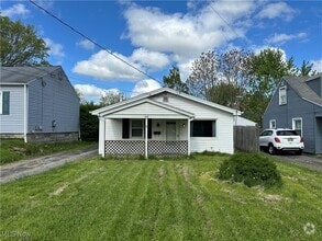 Building Photo - 48 N Navarre Ave